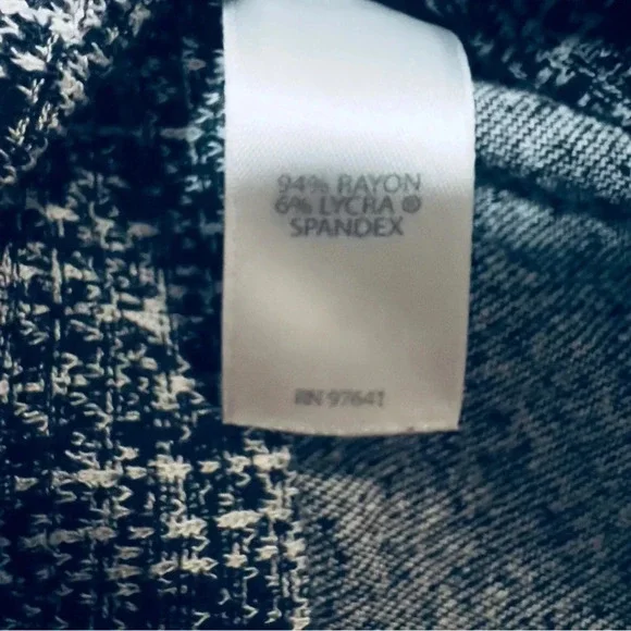 J Jill Knit - Stretch Sleeveless Black & White Cowl Neck Top Size Small - Picture 5 of 9